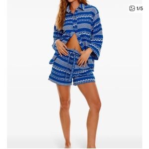 Agua Bendita Kayra Blue Patterned button down top